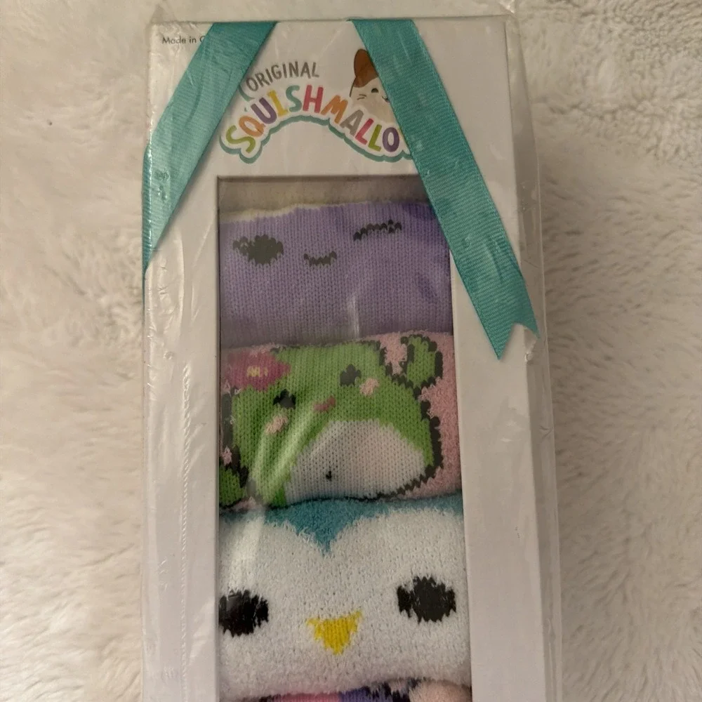 Squishmallows Seven days of cozy Socks Size M/L  Kid's 3 to 10 Gift Set NWT 7 Ct
